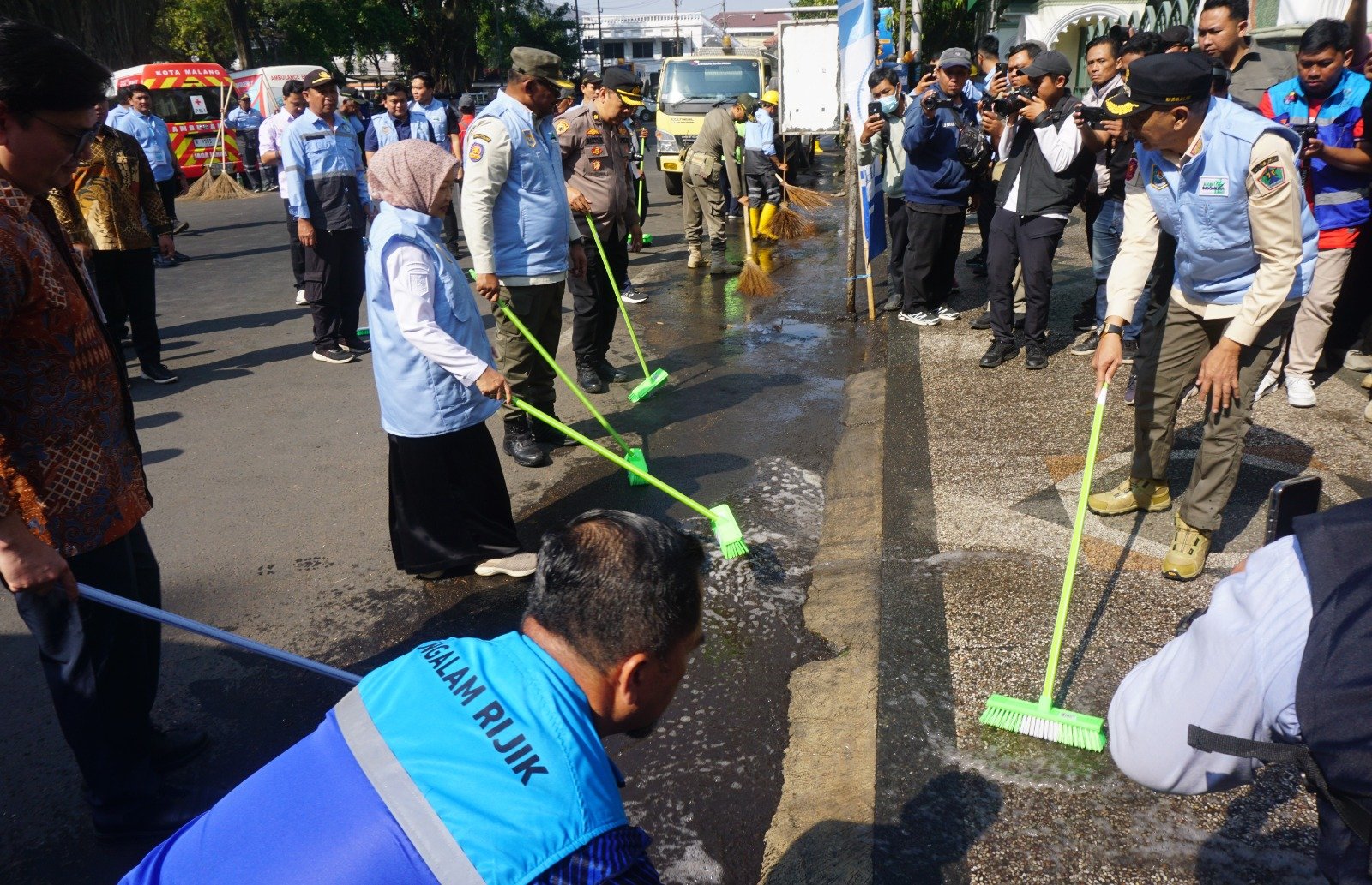Satpol PP dan Satlinmas Diminta Jadi Teladan Gerakan Indonesia ASRI, Kota Malang Jadi Titik Awal Gerakan Nasional