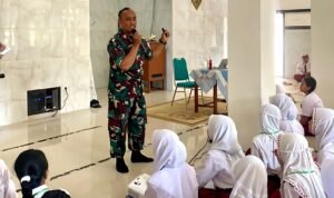 IMG-20260714-WA0087 Dorong Generasi Muda Berakhlak Pancasila dan Berprestasi, Babinsa Tlogowaru Tanamkan Wawasan Kebangsaan kepada Siswa Baru SMPN 23 Malang
