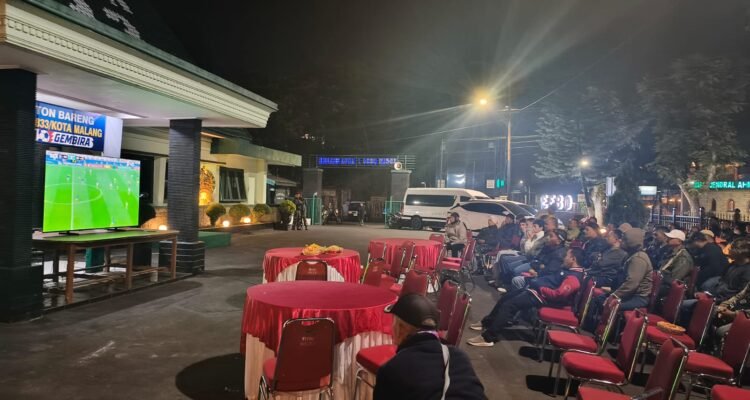 IMG-20260715-WA0055 Kodim 0833 Kota Malang Gelar Nobar Piala Dunia 2026, Pererat Keakraban dan Kemanunggalan dengan Masyarakat.