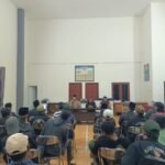 Babinsa Kedungkandang Perkuat Kapasitas Linmas melalui Pembekalan Kepemimpinan dan Bela Negara.