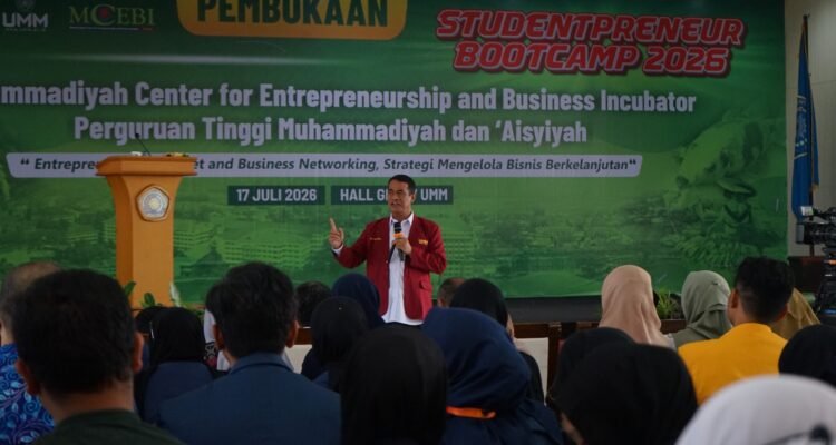 Mentan Amran di UMM: Mahasiswa Harus Belajar dari Kerugian untuk Membangun Bisnis yang Tahan Banting