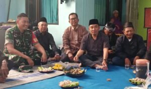IMG-20260720-WA0018 Babinsa Karangbesuki Perkuat Silaturahmi dengan Warga Melalui Komsos