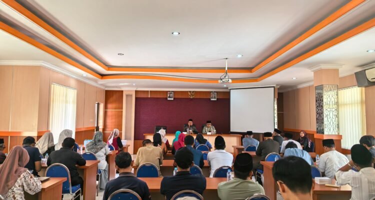 IMG-20260720-WA0078 Perkuat Budaya Kerja dan Layanan Prima, MAN 2 Kota Malang Sesuaikan Job Description Tenaga Kependidikan