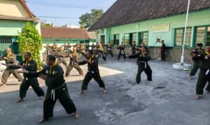 IMG-20260721-WA0114 Kodim 0833 Asah Kemampuan Pencak Silat Militer, Perkuat Profesionalisme dan Kesiapsiagaan Prajurit