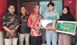 IMG-20260723-WA0103 UB Berikan Laptop dan Beasiswa kepada Calon Mahasiswa di Bandung, Wujud Dukungan bagi Keluarga Prasejahtera