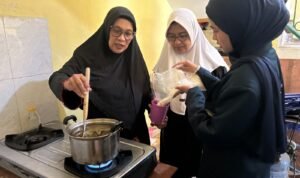 IMG-20260724-WA0038 FTAB UB Ajarkan Warga Ketawanggede Olah Minyak Jelantah Jadi Lilin Aromaterapi Bernilai Ekonomi