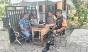 IMG-20260726-WA0008 Babinsa Tlogowaru Perkuat Sinergi dengan Satpam untuk Jaga Kondusivitas Wilayah