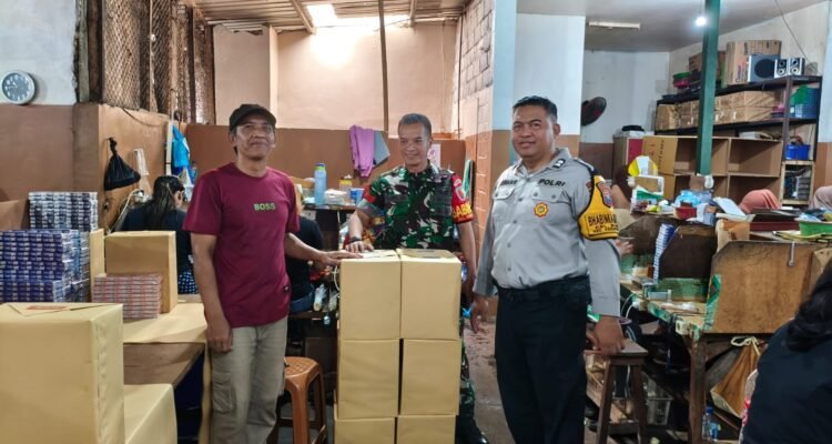 IMG-20260729-WA0104 Babinsa dan Bhabinkamtibmas Dampingi UMKM Bumiayu, Pastikan Home Industri Berkembang Aman dan Produktif