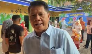 Oplus_16908288 Pantau MPLS di PAUD Pelita Hati, Anggota DPRD Kota Malang Dr. Suyadi Dorong Gerakan Ayah Antar Anak Sekolah