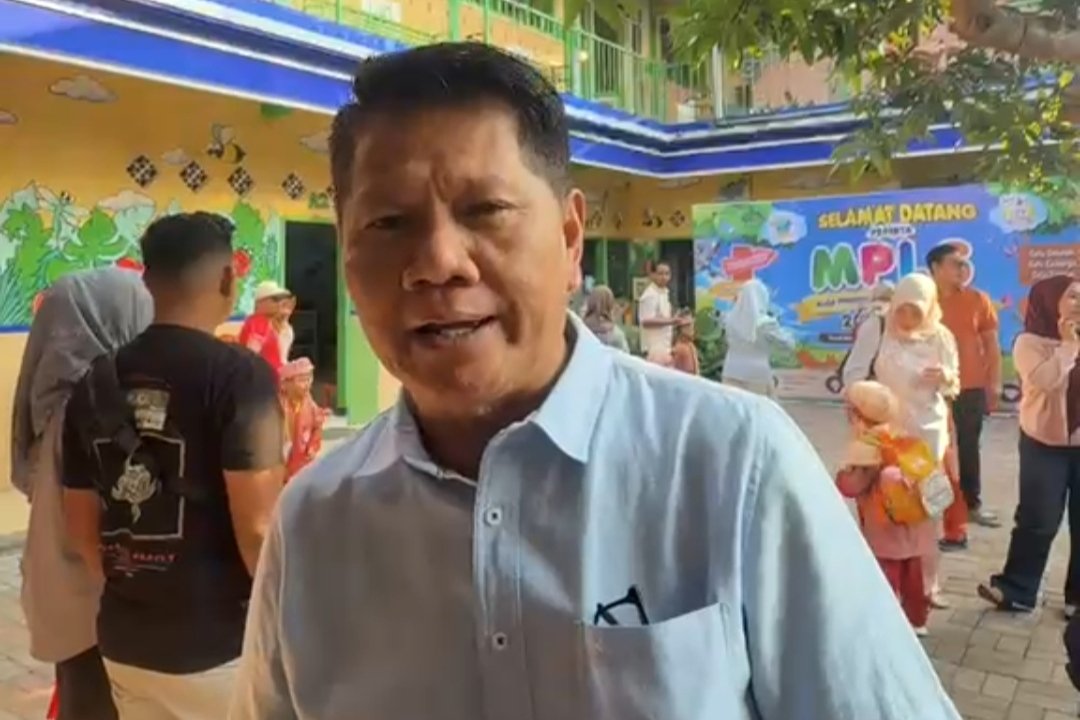 Pantau MPLS di PAUD Pelita Hati, Anggota DPRD Kota Malang Dr. Suyadi Dorong Gerakan Ayah Antar Anak Sekolah