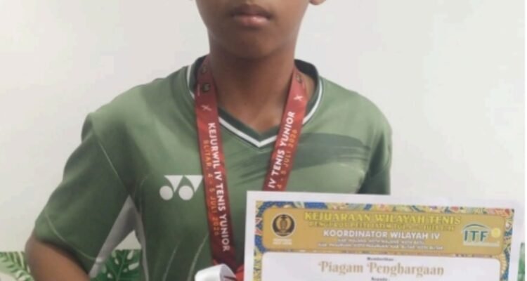 Siswa SMAN 6 Malang Ukir Prestasi di Kejuaraan Tenis Lapangan Korwil IV 2026, Muhamad Satria Putra Yudha Raih Juara 3