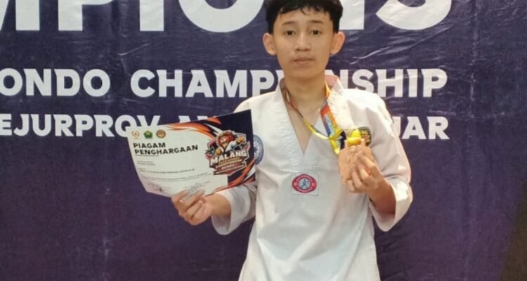 Siswa SMAN 6 Malang Torehkan Prestasi di Kejuaraan Taekwondo, Wildan Syauqi Bawa Pulang Juara III