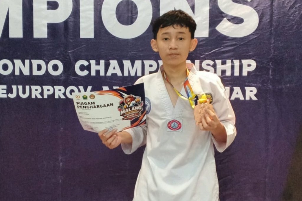 Siswa SMAN 6 Malang Torehkan Prestasi di Kejuaraan Taekwondo, Wildan Syauqi Bawa Pulang Juara III