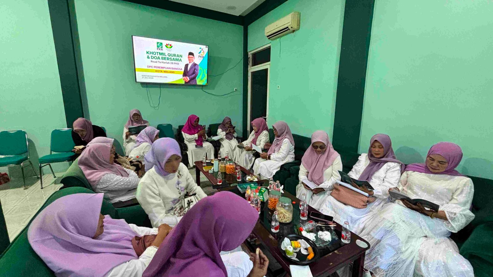 Harlah ke-28 PKB, Perempuan Bangsa Kota Malang Gelar Khatmil Qur'an, Doakan Keselamatan Negeri dan Penguatan Khidmat Partai