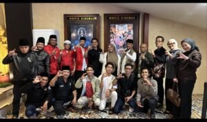 fo ufo Pererat Silaturahmi, DPC PKB Kota Malang Nobar Film Foufo Bersama Tokoh Masyarakat Madura