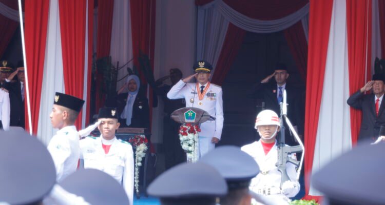 Mengheningkan Cipta untuk NTT, Wali Kota Wahyu Ajak Warga Maknai Kemerdekaan dengan Kepedulian