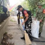 IMG-20260801-WA0056 Babinsa Sukoharjo Ajak Warga dan Pelajar Tanamkan Budaya Peduli Kebersihan Lingkungan