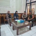 Babinsa Jatimulyo Perkuat Sinergi dengan Tokoh Masyarakat, Jaga Kondusivitas Wilayah Lewat Komsos