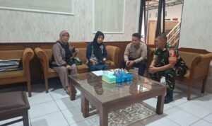 Babinsa Jatimulyo Perkuat Sinergi dengan Tokoh Masyarakat, Jaga Kondusivitas Wilayah Lewat Komsos