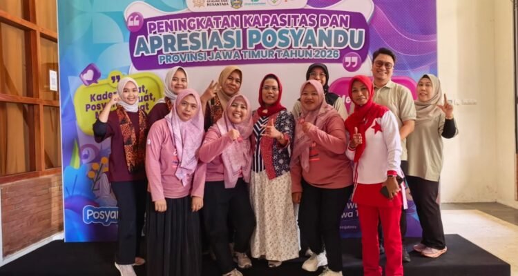 Ketua Komisi E DPRD Jatim Sri Untari Dorong Penguatan Peran Kader Posyandu sebagai Garda Terdepan Layanan Kesehatan
