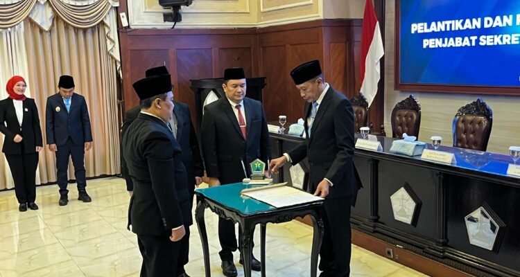 IMG-20260810-WA0054 Lantik Pj Sekda, Wahyu Hidayat Titip Lima Pesan: Integritas hingga Kawal Program Prioritas Kota Malang