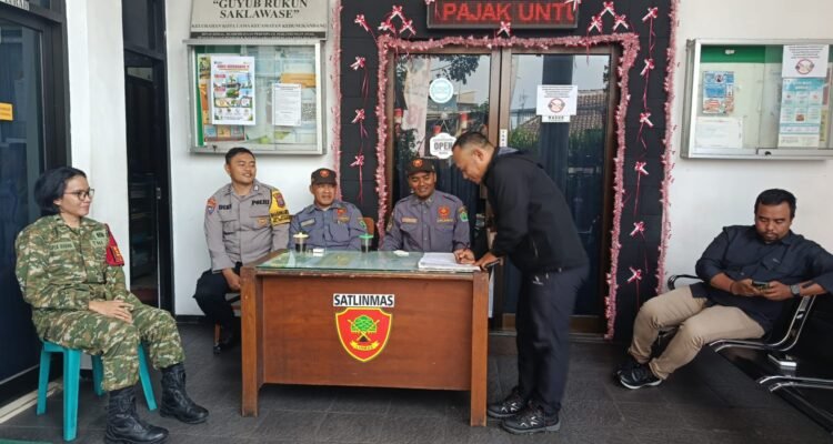IMG-20260815-WA0037 Babinsa Kota Lama Perkuat Sinergi dengan Linmas Jaga Kondusivitas Wilayah
