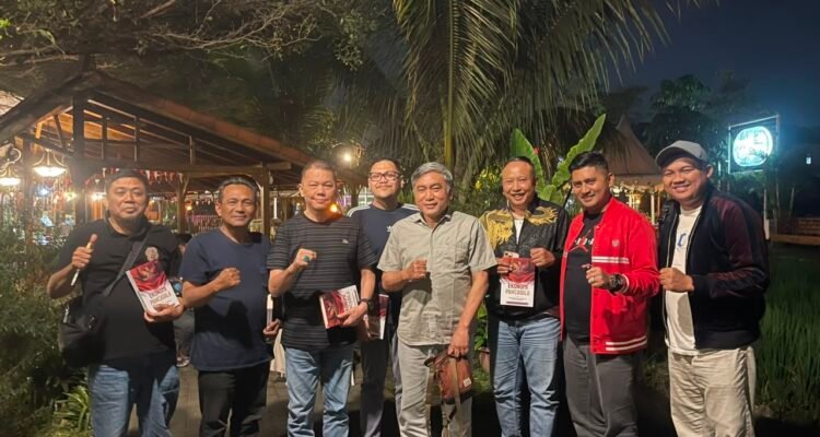Ketum LPKAN Terima Buku “Ekonomi Pancasila”, Kemerdekaan Harus Dirasakan Rakyat