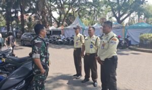 Perkuat Kemitraan dan Kepedulian Lingkungan, Babinsa Tunggulwulung Komsos Bersama Warga