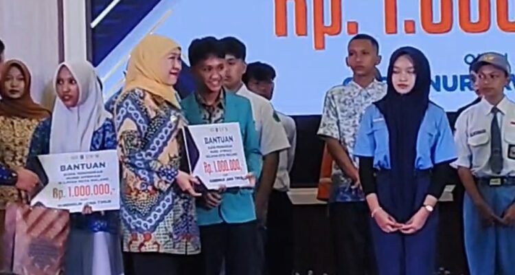 IMG-20260824-WA0038 Bantuan Pendidikan Pemprov Jatim Jadi Penyemangat Siswa SMAN 6 Malang