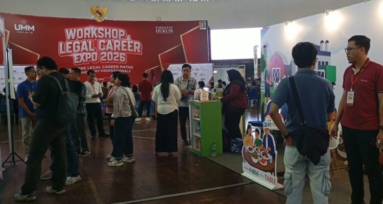 FH UMM Jembatani Mahasiswa dan Dunia Kerja Lewat Career Skill Session
