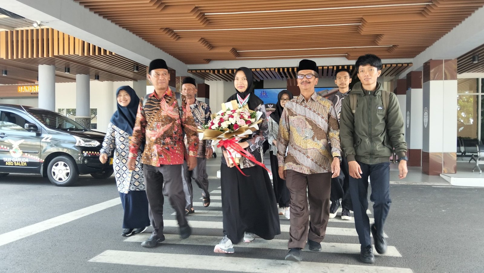 Siswi MAN 2 Kota Malang Borong 4 Penghargaan di IESO 2026 Italia, Bawa Nama Indonesia ke Panggung Dunia