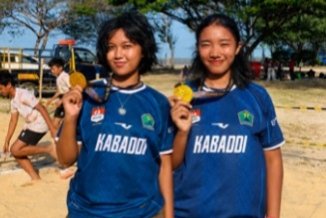 Dua Siswi SMAN 6 Malang Persembahkan Emas Kabaddi Beach, Harumkan Nama Sekolah di Tingkat Jawa Timur