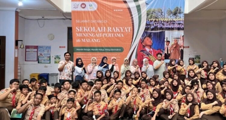 Oplus_16908288 Polinema Pulihkan Literasi Numerasi Siswa SRMP 16 Kota Malang Lewat Proyek Wirausaha Edukatif