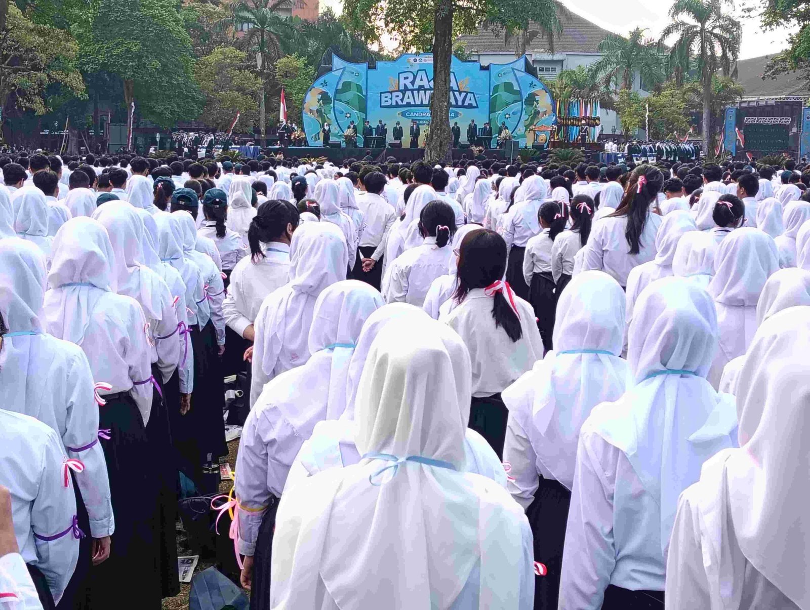 Lautan 17.300 Maba Kepung Kampus UB, PK2MABA Raja Brawijaya Resmi Dibuka