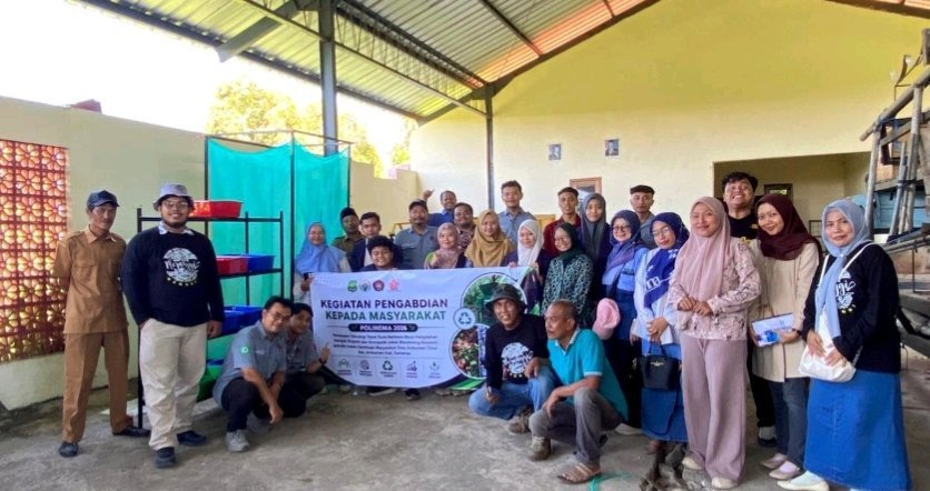 Polinema Dampingi Desa Ambunten Timur Ubah Sampah Menjadi Peluang Ekonomi