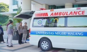 UM Terima Ambulans dari BTN, Perkuat Layanan Kesehatan Sivitas Akademika