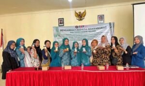 Dari Limbah Menjadi Bernilai, Teknik Kimia Polinema Dampingi PKK Desa Pajaran Olah Minyak Jelantah Jadi Lilin Aromaterapi