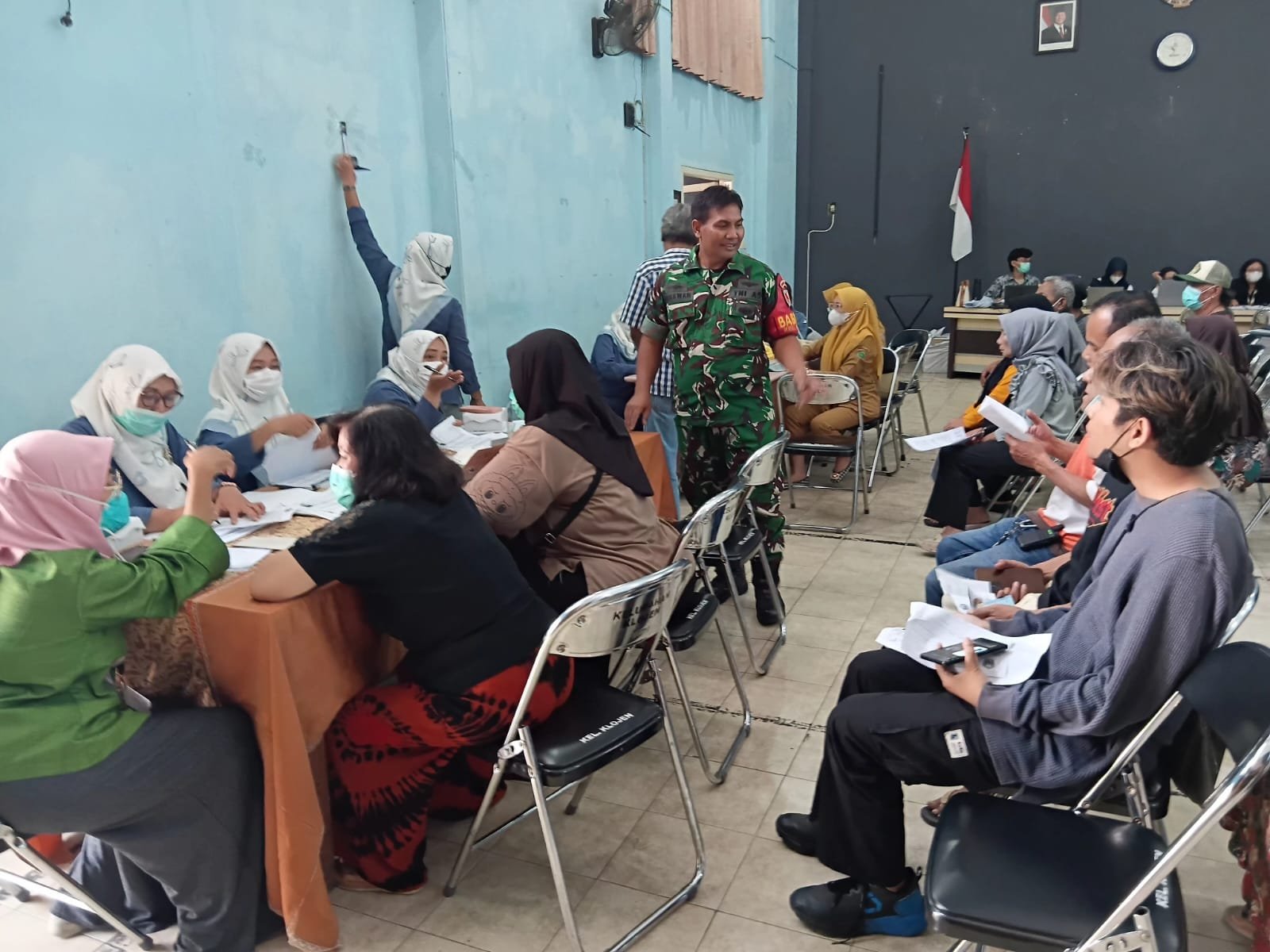Babinsa Klojen Dukung Deteksi Dini TBC, Warga Diajak Tak Ragu Periksa Kesehatan