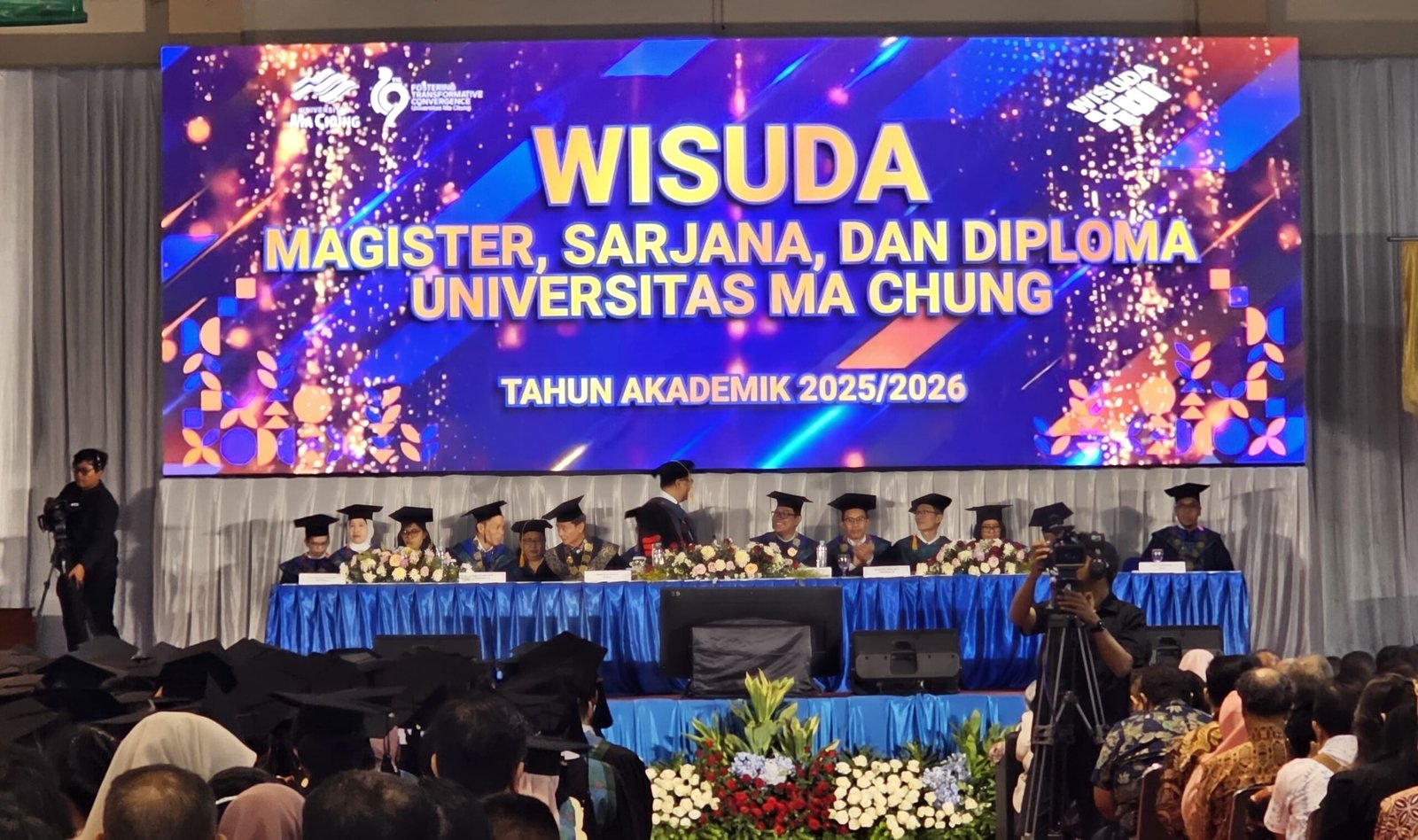 Wisuda XVI Ma Chung Kukuhkan 306 Lulusan, Cetak Tenaga Optometri Perdana dan Perkuat Tradisi Job Creator