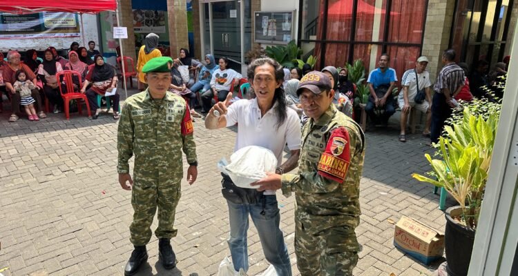 IMG-20260906-WA0066 Penyaluran Bantuan Pangan untuk 476 KPM di Kauman Berjalan Lancar, Babinsa Pastikan Tepat Sasaran
