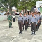 Babinsa Pisangcandi Perkuat Kesiapsiagaan Satlinmas