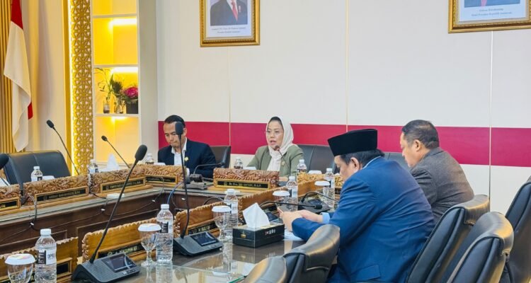 Untari Raperda Keolahragaan Dibahas, Komisi E Soroti Masa Depan SMANOR hingga Dana Cadangan PON