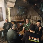 Bukan Sekadar Patroli, Babinsa Klojen Bangun Kedekatan Lewat Dialog Warga