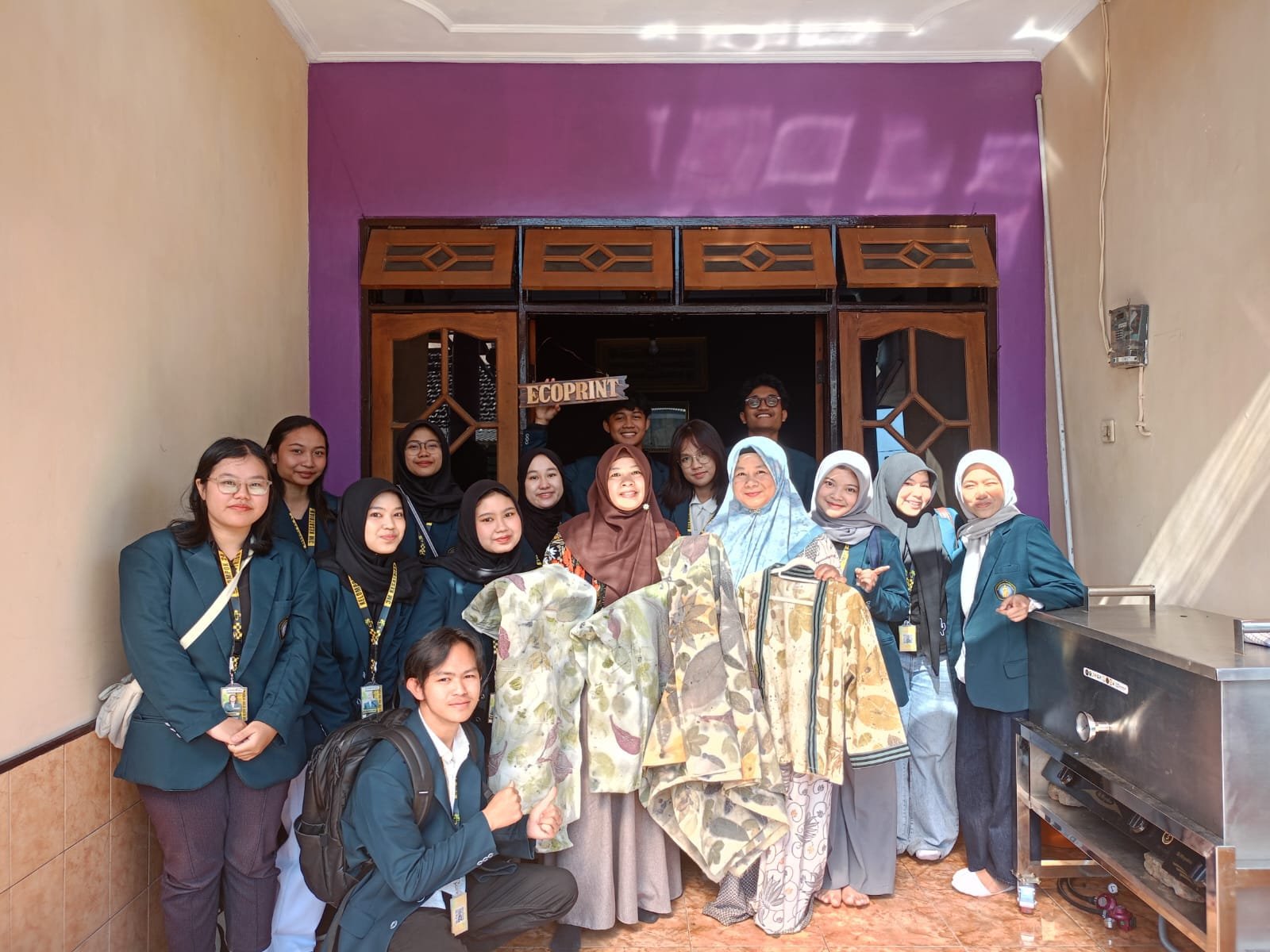 Langkah Kecil Berdampak Besar, Inovasi Mahasiswa FTAB UB Tingkatkan Produktivitas UMKM Ecoprint