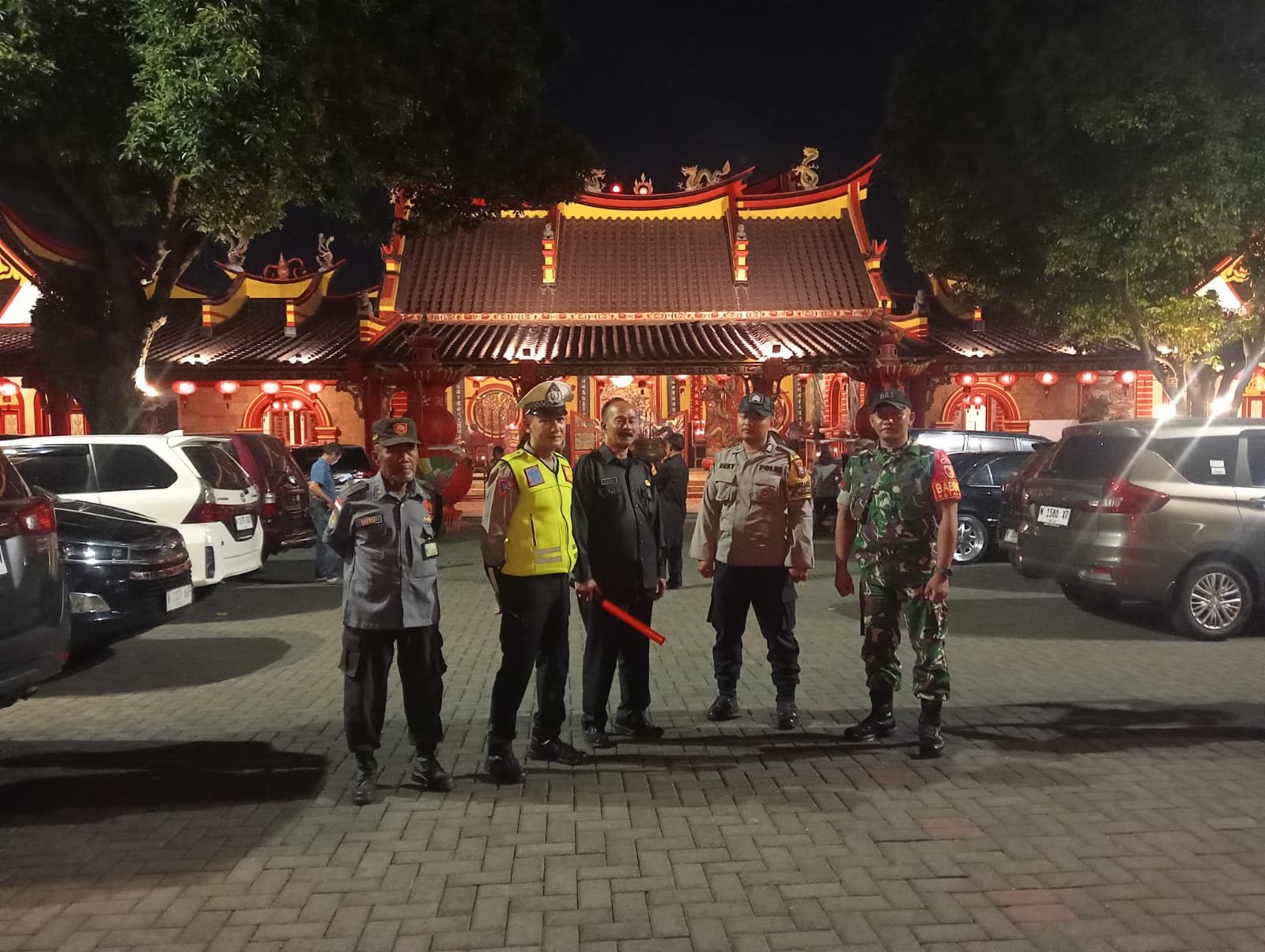 Patroli Klenteng Eng An Kiong, Babinsa Kotalama Perkuat Keamanan Wilayah