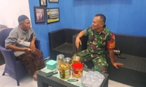 Tak Sekadar Berkunjung, Pelda Tri Perkuat Kedekatan dengan Warga Balearjosari