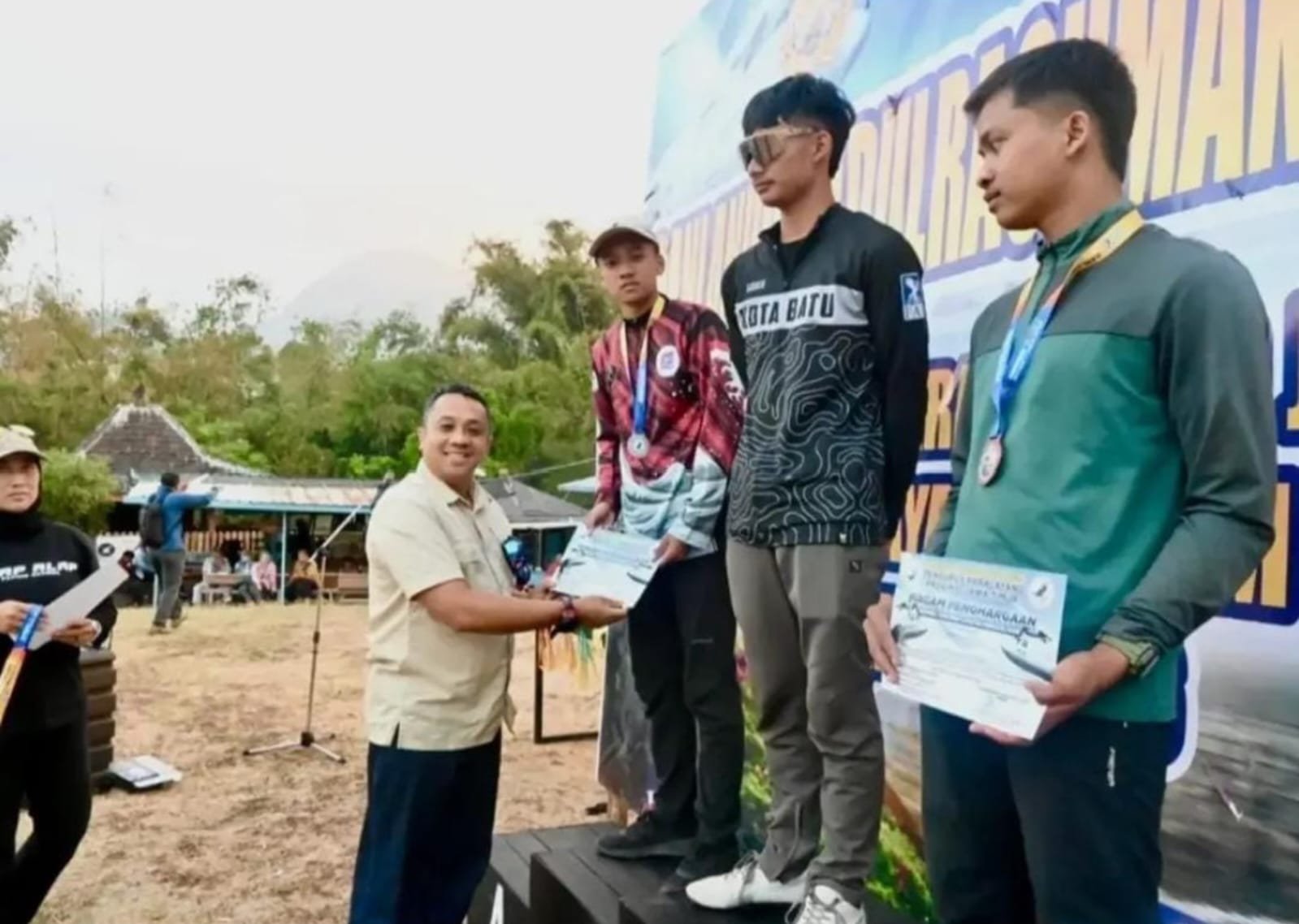 Mahasiswa Bisnis Digital ITN Malang Sabet Juara 1 Kejurda Paralayang Jatim 2026