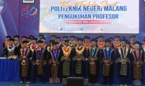 Polinema Kukuhkan Tujuh Guru Besar, Supriatna: Jadi Motor Penguatan Akademik