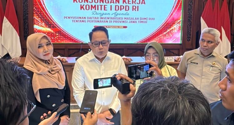 RUU Pertanahan Dibahas Serius, Ning Lia Cairkan Forum dengan Pantun