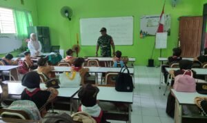 Babinsa Sawojajar Bekali Siswa SDN Sawojajar 4 Wawasan Anti-Bullying